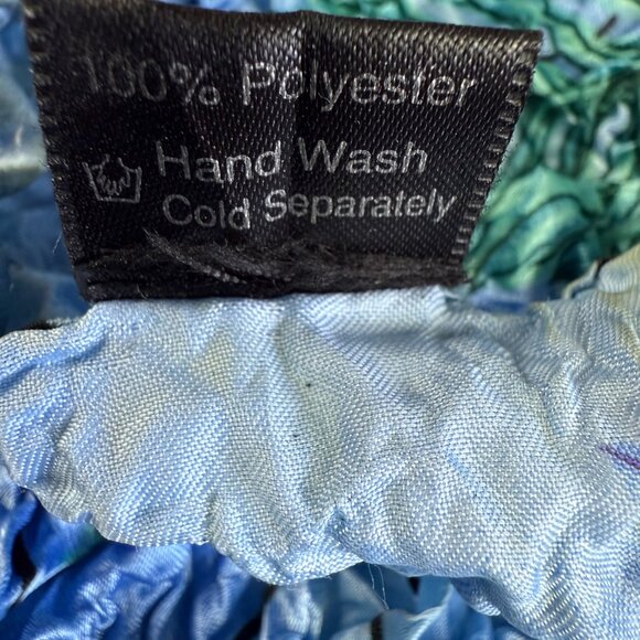 VTG Bubble TEXTURED Floral Pullover Top – Blue/Green Rosette Effect, Hand‑Wash - Picture 6 of 9